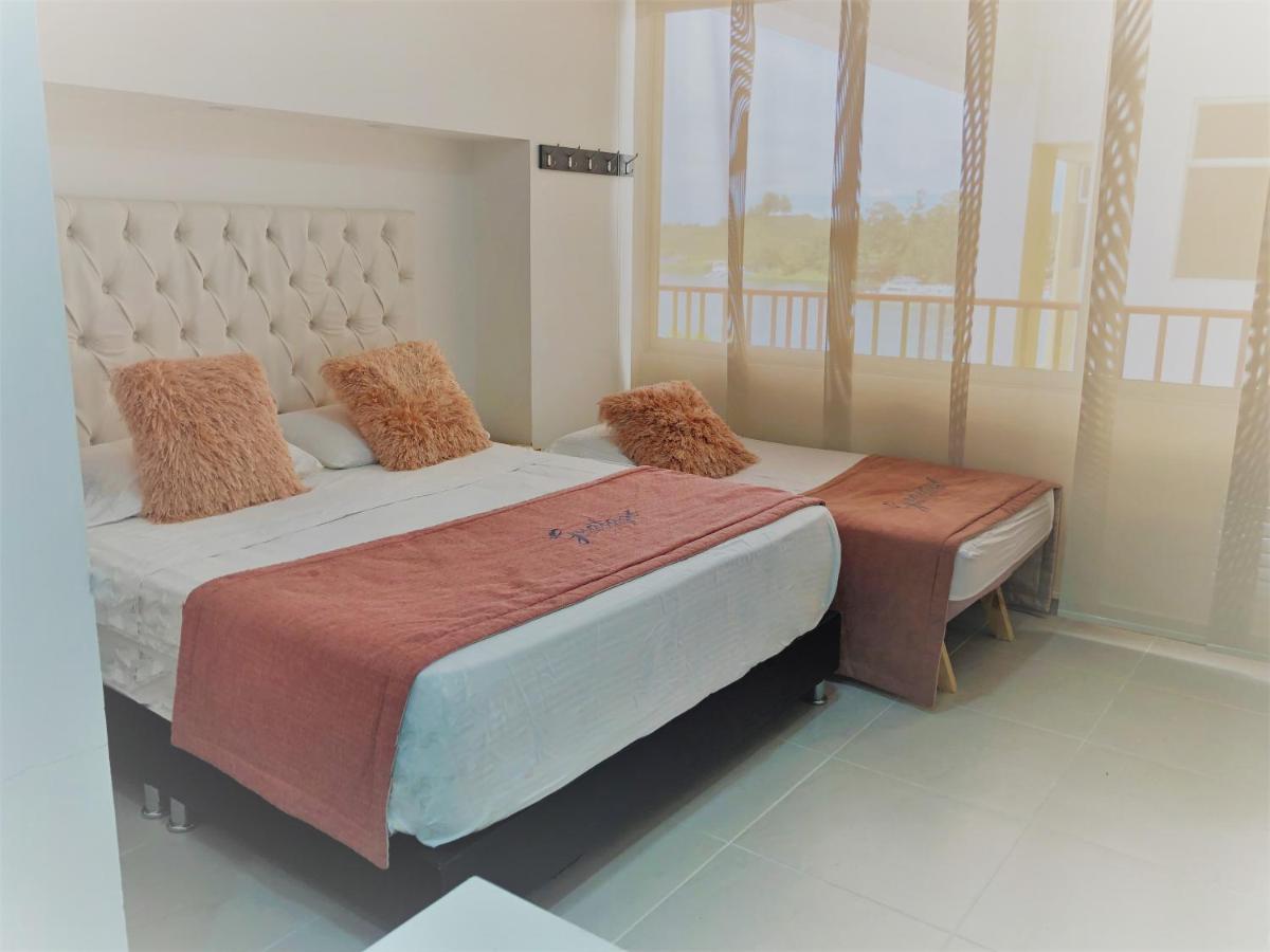 A&A Apartahoteles Malecón Guatapé Eksteriør billede