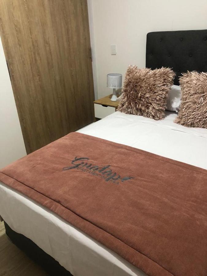 A&A Apartahoteles Malecón Guatapé Eksteriør billede